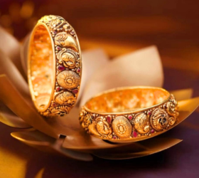 Bangles variety at Shetti Jewellers 