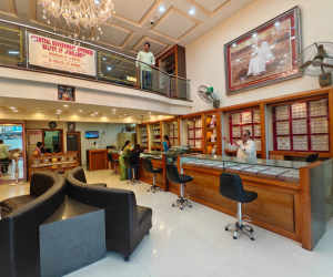 Appaya Shivarudrapa Shetti Jewellers at Nipani